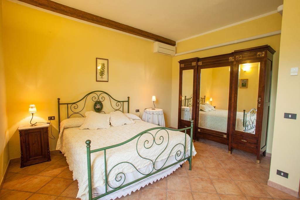 Agriturismo Pratini Monte Lopio Habitación foto